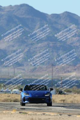 media/Nov-23-2025-Speed Ventures (Sun) [[88f20b6e61]]/2-Orange Group/Session 2 (Turns 16 and 17 Exit)/